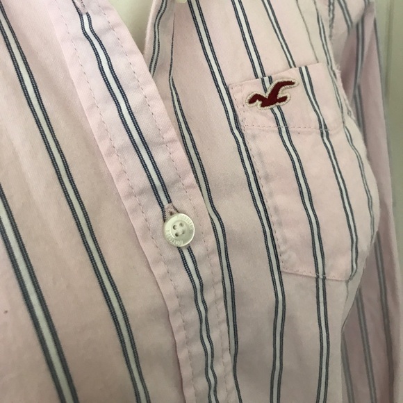 Hollister Pale Pink Stripe Button Down Top - Picture 7 of 8